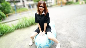 051824 01-Em gái mới vào nghề non tơ